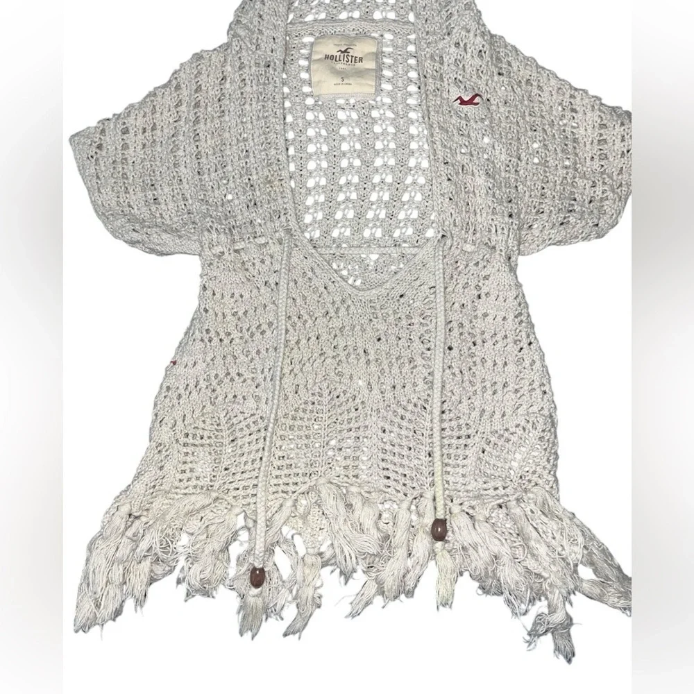 Hollister Cover Up - Picture 2 of 3